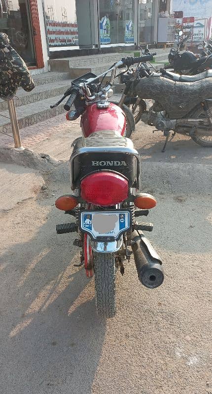 Honda CG-125 2019 3