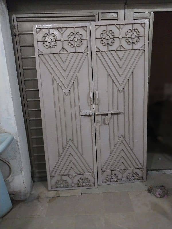 Room Door / Iron Door 1