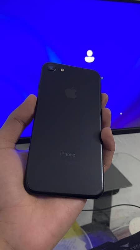 Iphone 7 [ Non PTA ] 0