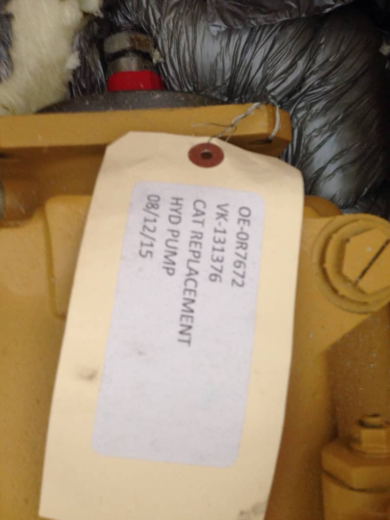 Caterpillar Motor Grader model 140H 2