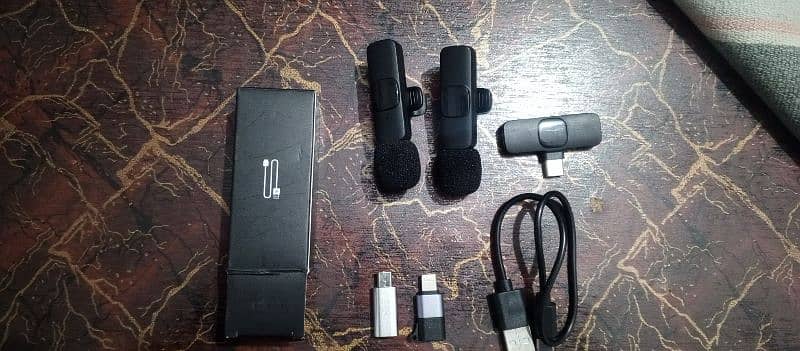 K9 double microphones with two cables. 13