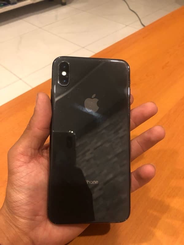 iphone xsmax pta approved 64 gb 2