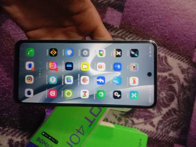 Infinix hot 40i 10/10 Condition 7