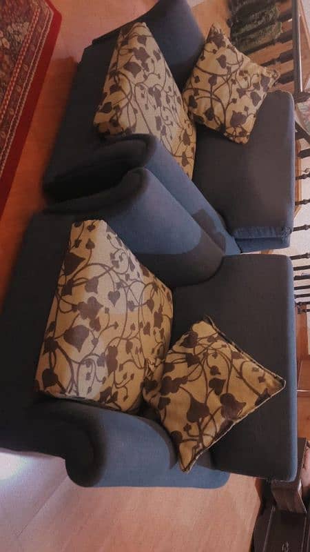 4 seater sofa 1