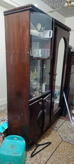 divider with cupboard