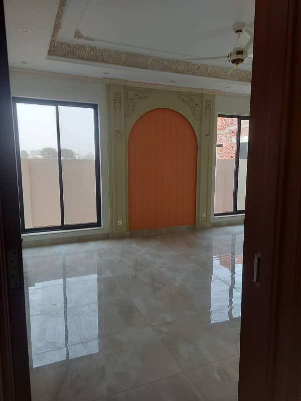 BRAND NEW SPANISH 01 KANAL EXTRA LUXURY BUNGALOW AVAILABLE FOR RENT AT VERY HOT LOCATION OF DHA PHASE 08 8