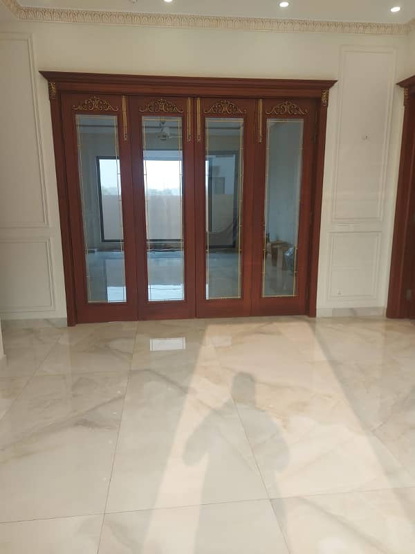 BRAND NEW SPANISH 01 KANAL EXTRA LUXURY BUNGALOW AVAILABLE FOR RENT AT VERY HOT LOCATION OF DHA PHASE 08 18