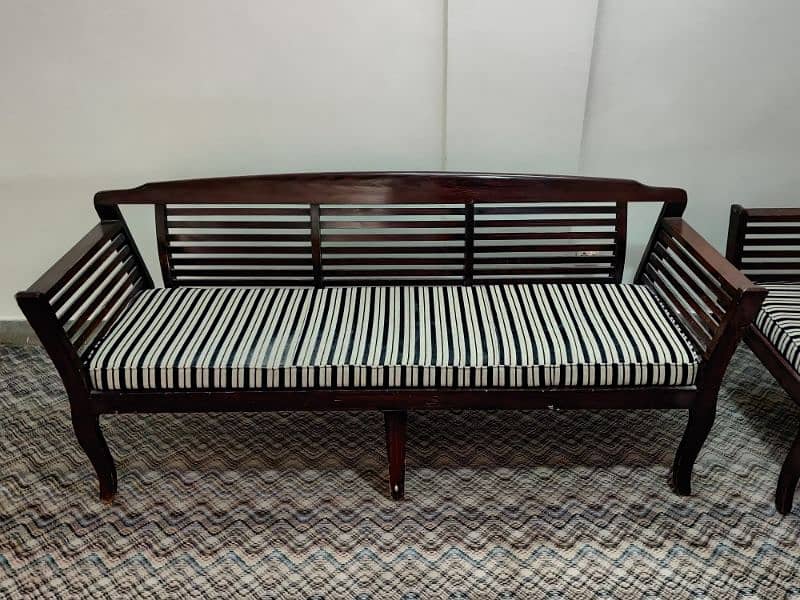 SOFA SET URGENT SALE 0