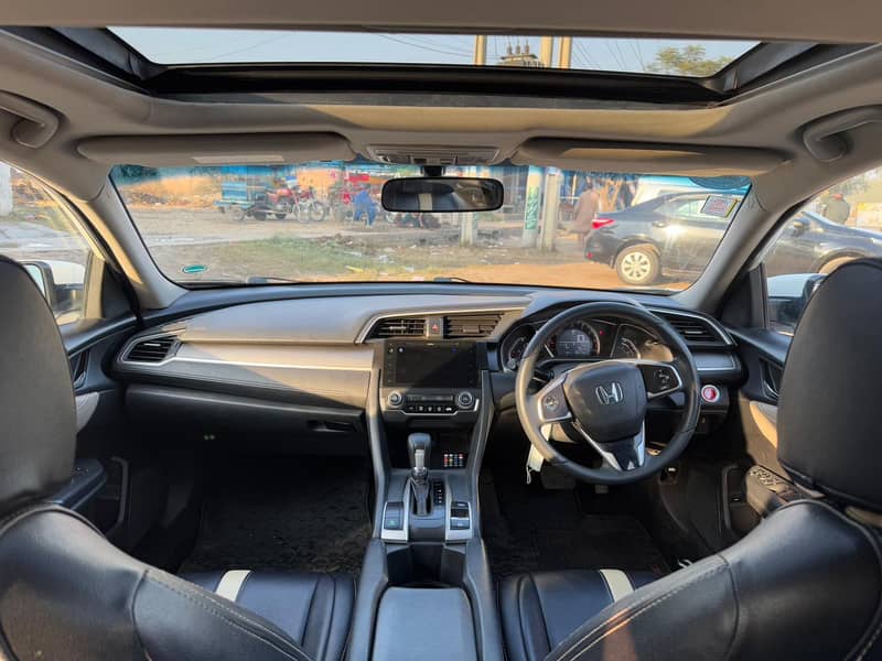 Honda Civic Oriel 1.8 i-VTEC CVT 2018 1