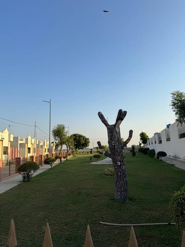 Falaknaz villas 120 sq yards Plot For Sale 5