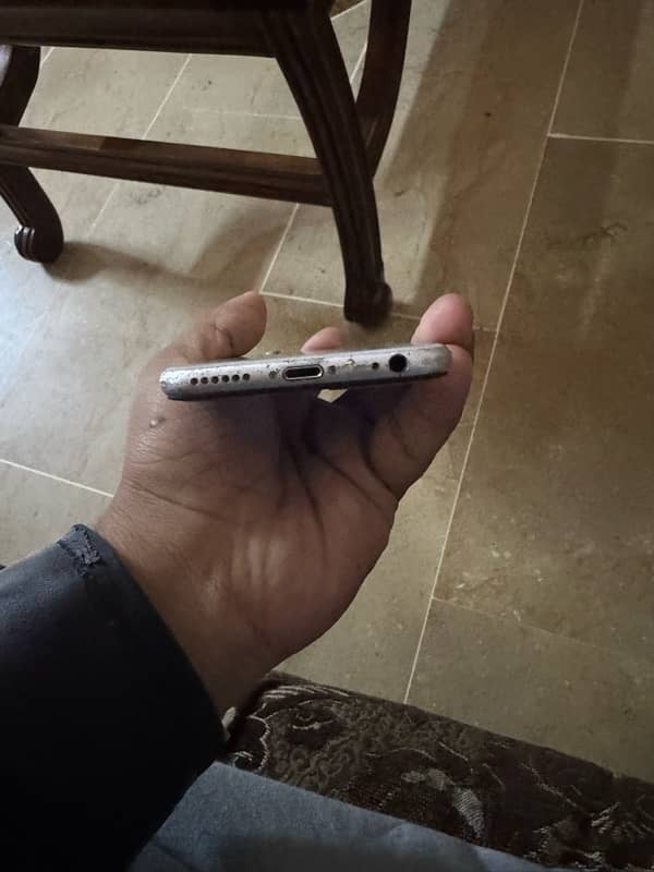 iphone 6s 64 gb ( pta approved) 4