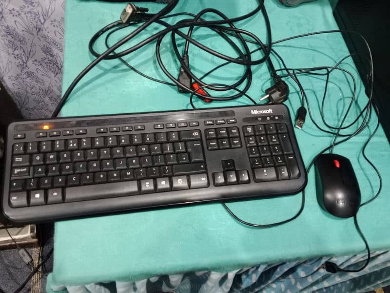 CPU keyboard mouse wirs 3