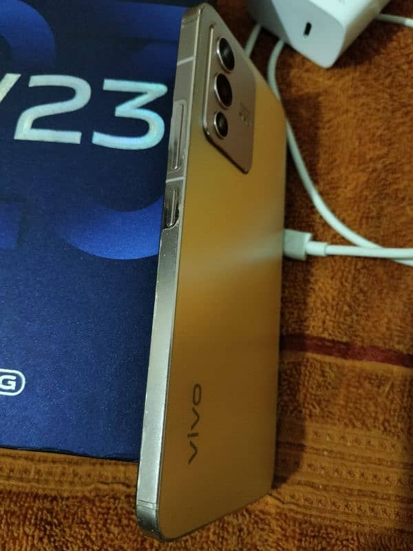 Vivo v23 5G 3