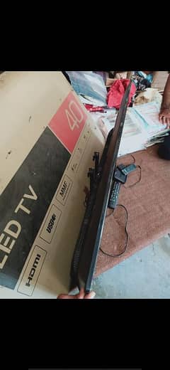 TCL LED tv 40inch