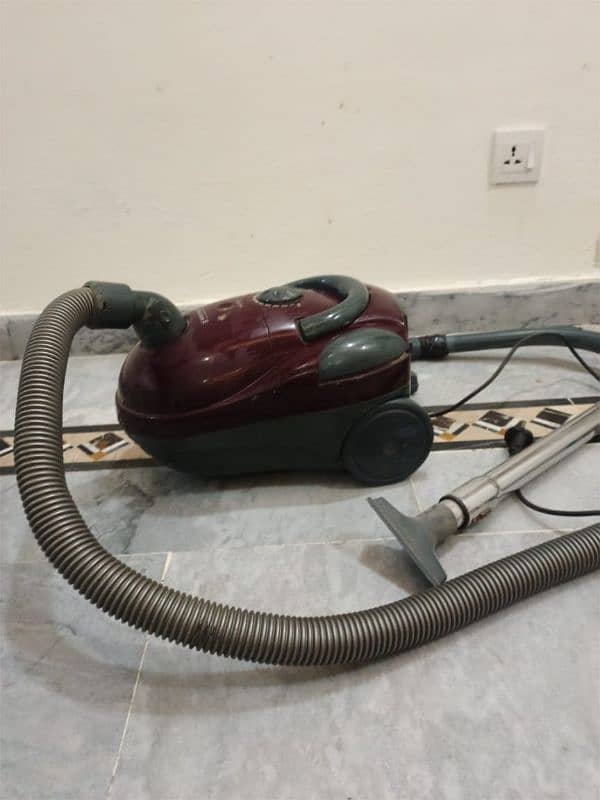 vaccum cleaner 2