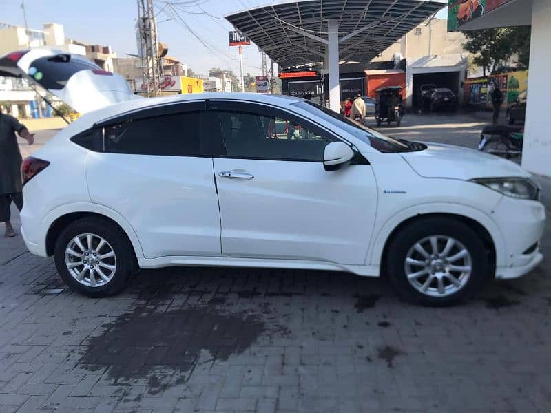 Honda Vezel 2015 2