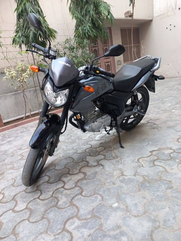 Suzuki GSX 125 10