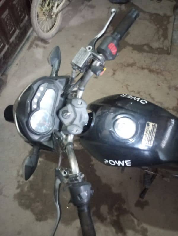 Power self start motorbike. 1