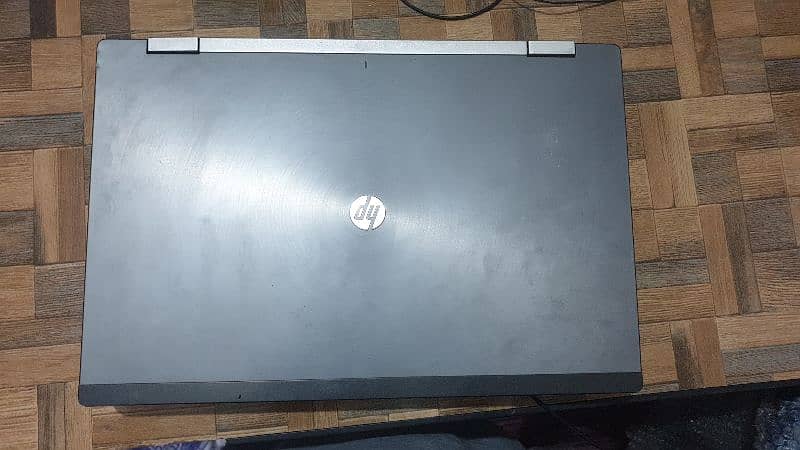 urgently sell, Hp Elitebook 8570w 4