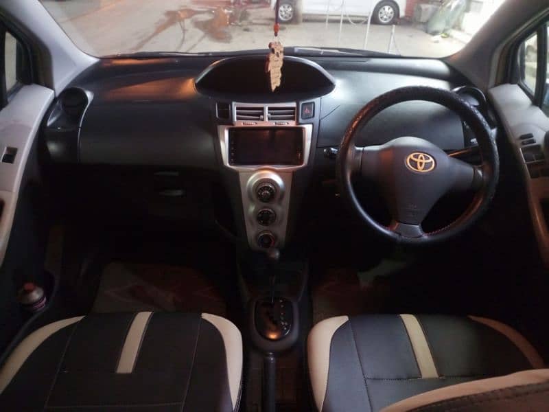 Toyota Vitz 2005 6