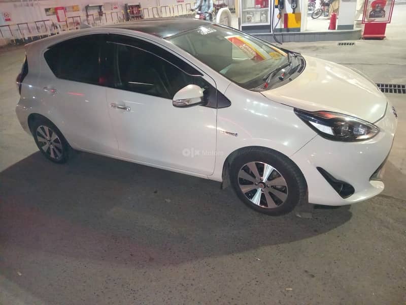 Toyota Aqua G Hybrid 2018 Model 3