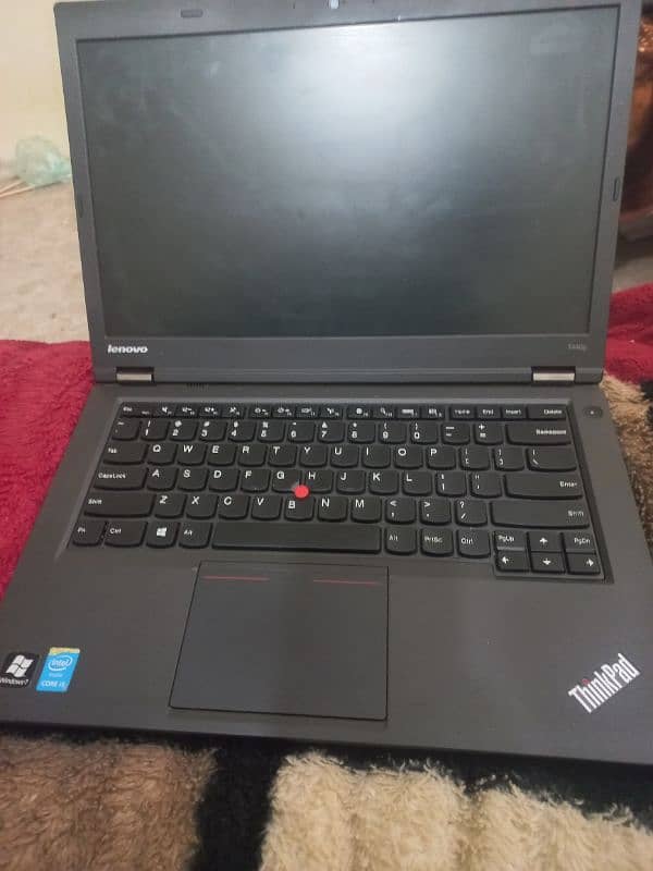 laptop lenovo thinkpad  i5 1