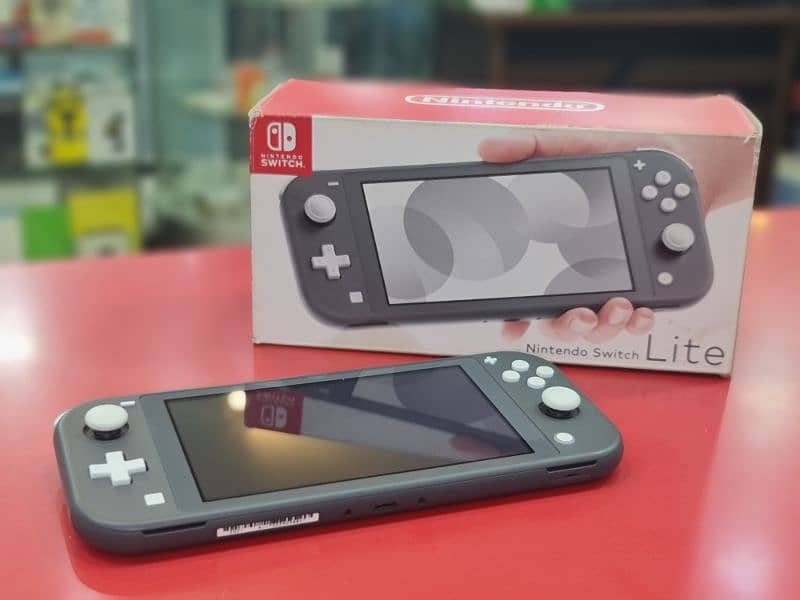 Nintendo Switch Lite (Grey Mint Condition] 0