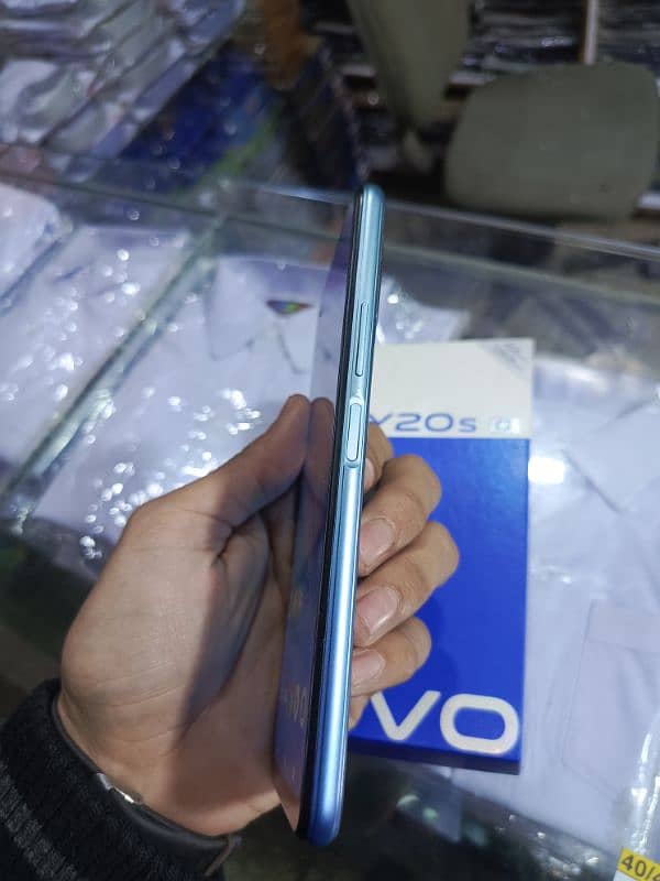 vivo y20s lush condition 4/128 full box 6