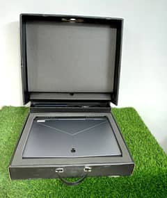 ALIENWARE  MODEL 17 R4