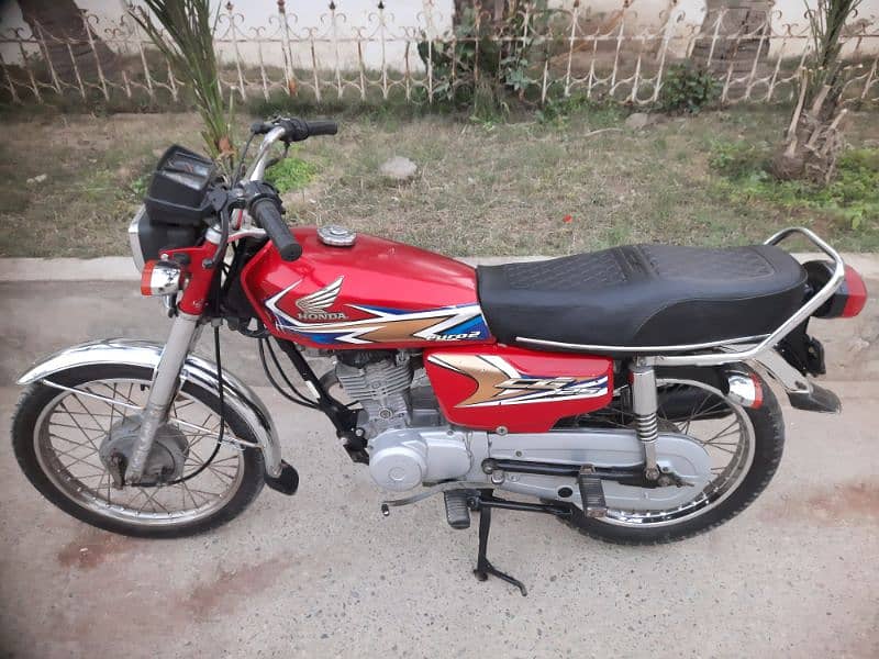 HONDA CG-125cc Model 2020 Karachi Number. 1