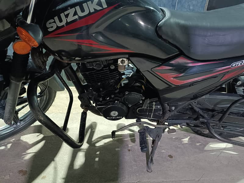 Suzuki GR 150 for sale 3