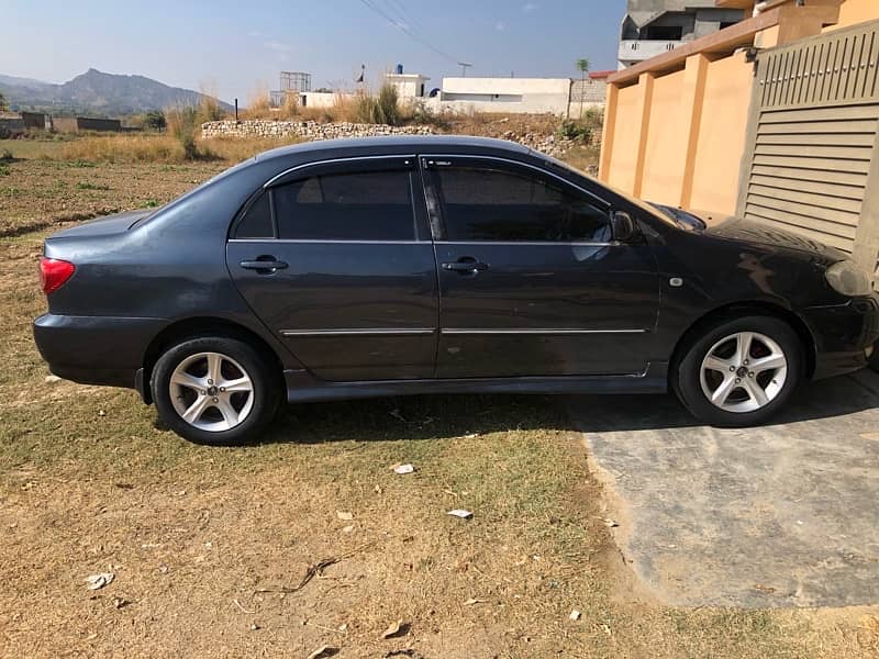 Toyota Corolla 2.0 D 2004 6