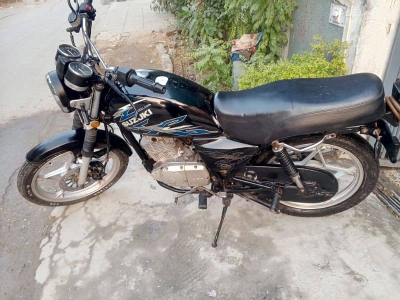 Suzuki GS 150 SE & Honda CD-70 for sale 2