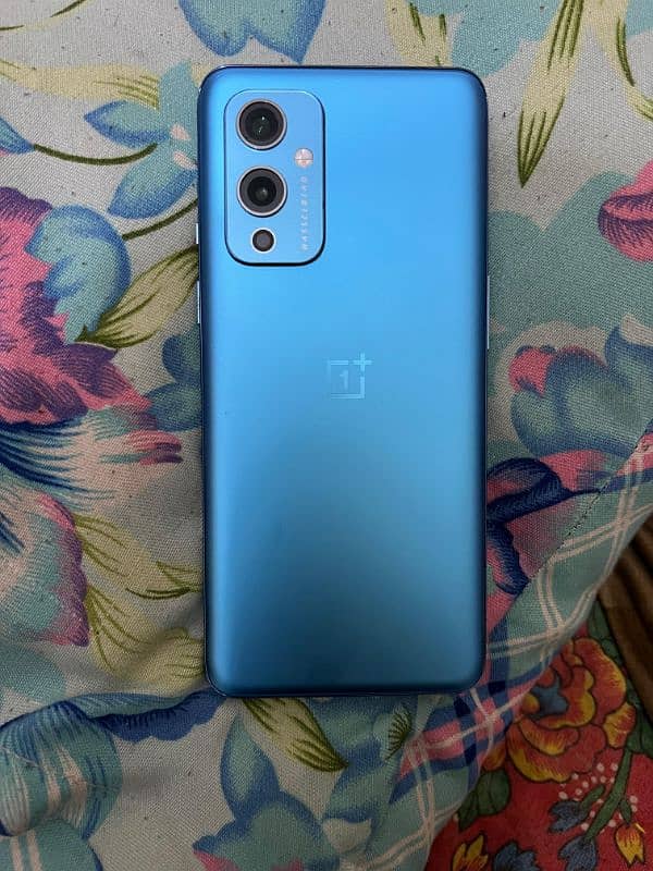 OnePlus 9 7