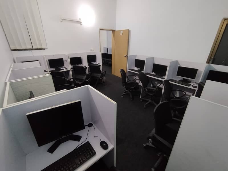 Fully Furnished office for Call Center near Ramada Hotel 10