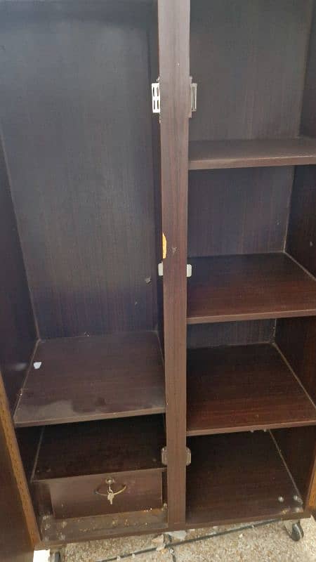 Wardrobes/Cupboard/almari/2 door almari/wooden 1