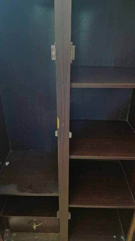 Wardrobes/Cupboard/almari/2 door almari/wooden 3