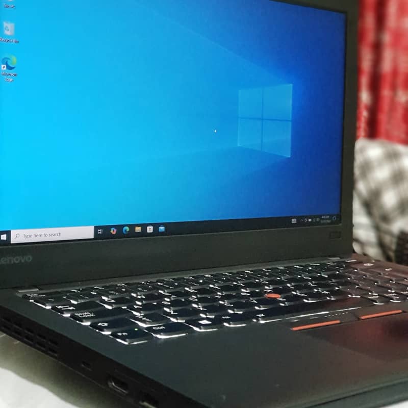 Lenovo ThinkPad X 270 0