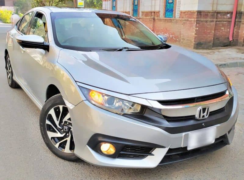 Honda Civic 2017 1