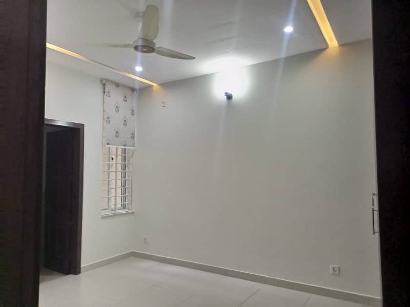 Beautiful Marble Flooring Upper Portion For Rent In I-10 5