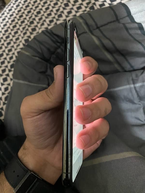 Iphone 11 pro 64gb PTA approved face id fail 3