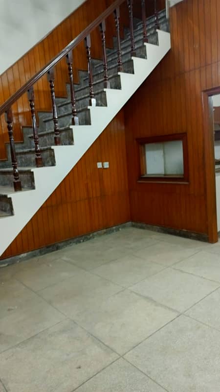 5 marla house for rent in Johar Town for Family and Silent office (Call center + Software house 4