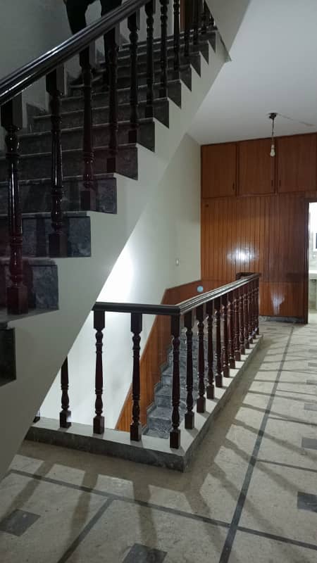 5 marla house for rent in Johar Town for Family and Silent office (Call center + Software house 13