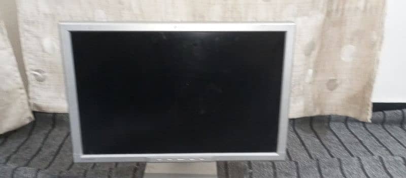 24 inches sun led monitor 0