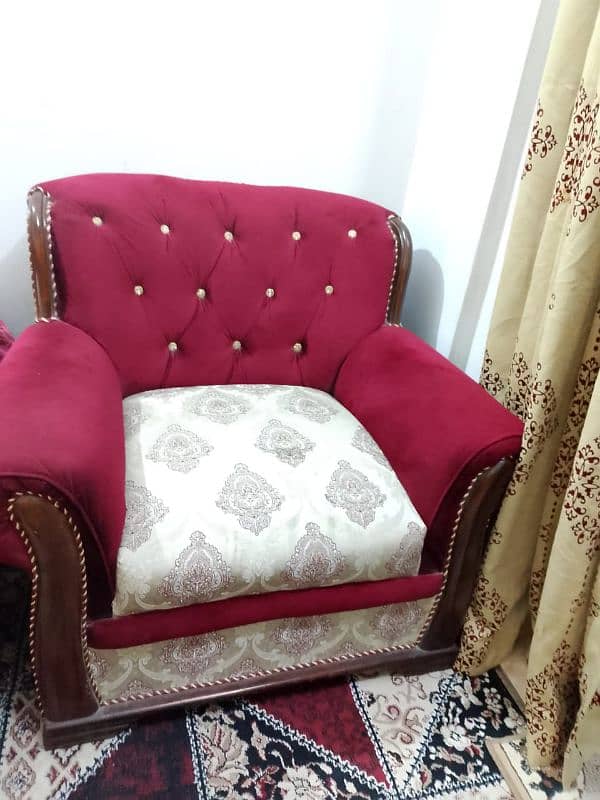 7 Seater sofa set | Non damaged | Clean and Good condition 3