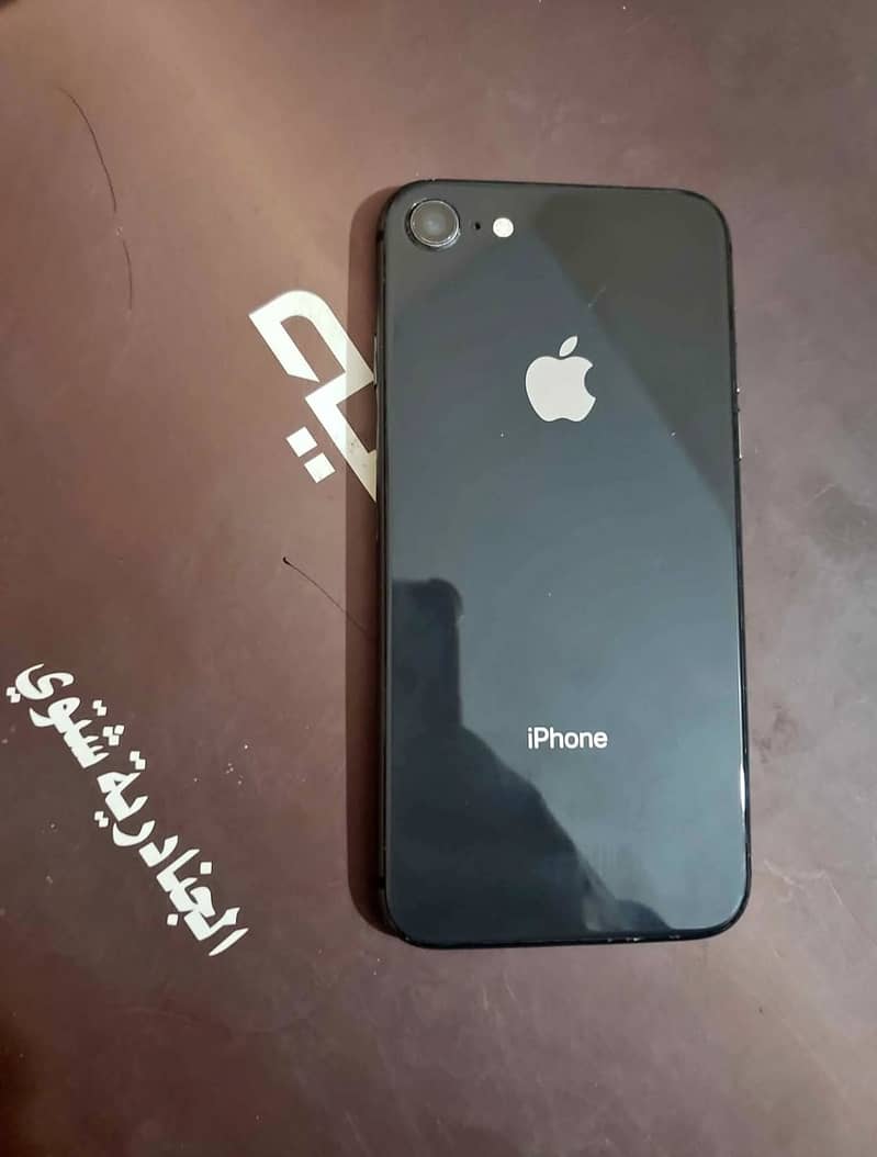 IPhone 8 non pta 10/10 condition memory 64 0