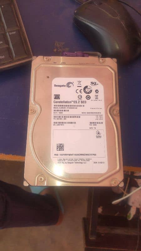 Seagate 3 TB Hard Disk 0