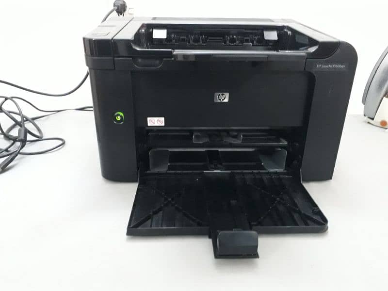 hp printer in reasonable price with papers 0