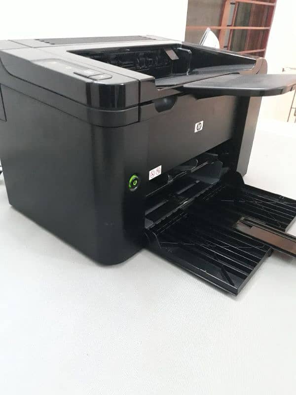 hp printer in reasonable price with papers 1