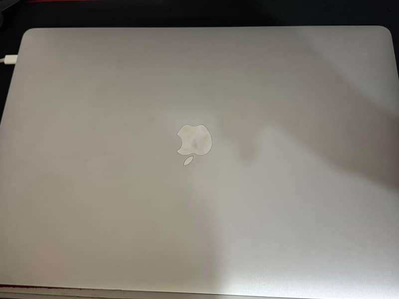 Macbook Pro 2019 16 inch i9 16gb 1tb 1